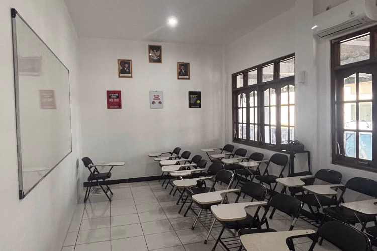 Gedung Cabang Priority Bekasi